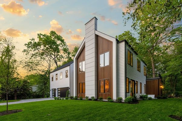Backyard, Exterior, Facade, Modern