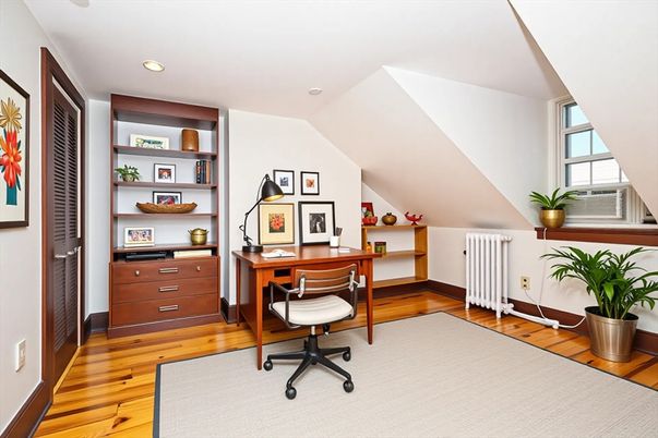 Home Office, Interior, Recessed Lighting, Wood Texture Flooring