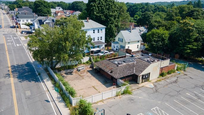 Exterior, Drone