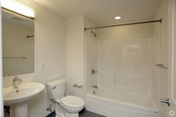 Bathroom, Interior, Recessed Lighting