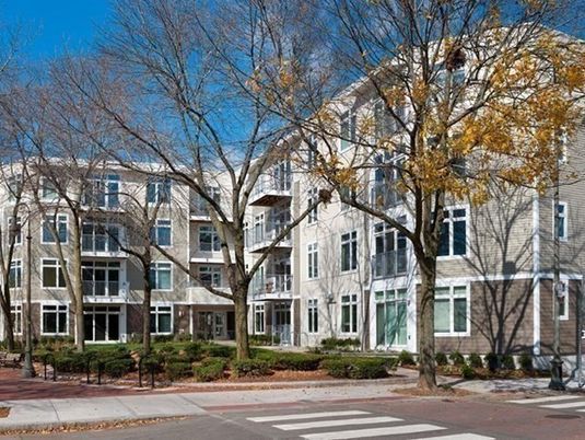 Exterior, Facade, Rowhouse