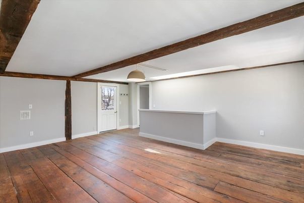 Empty room, Interior, Wooden Beams, Wood Texture Flooring