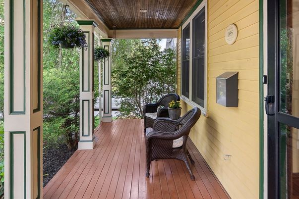 Exterior, Wood Texture Flooring