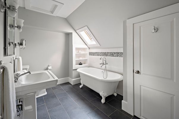 Bathroom, Free Standing Baths, Interior