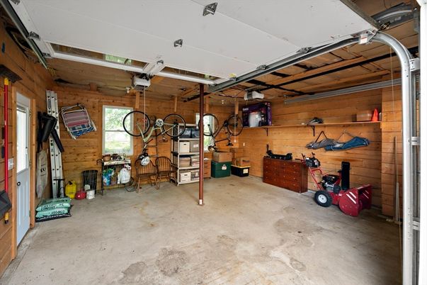 Garage, Interior, Wooden Walls