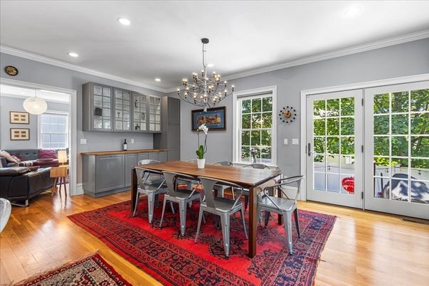 Dining room, Interior, Living room, Pendant Lights, Recessed Lighting, Wood Texture Flooring