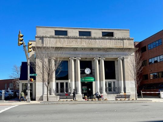 Exterior, Facade, None