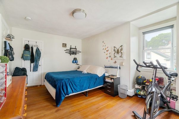 Bedroom, Fitness Equipment, Interior, Wood Texture Flooring