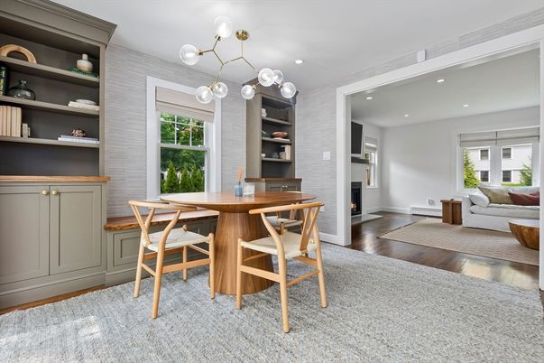 Dining room, Interior, Living room, Pendant Lights, Recessed Lighting, Wood Texture Flooring