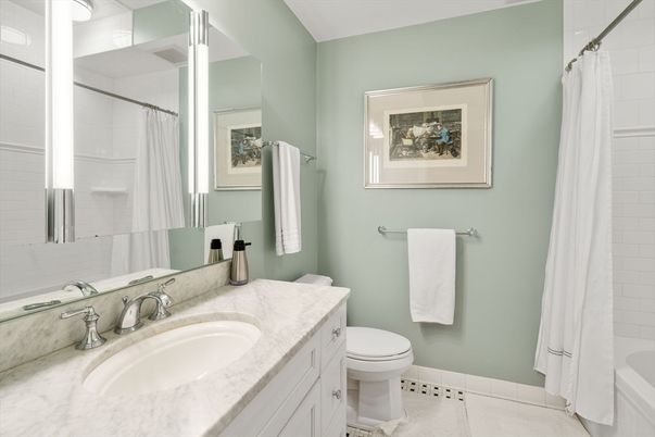 Bathroom, Interior