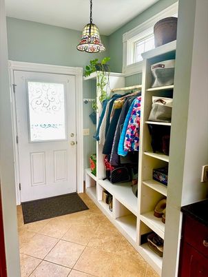 Interior, Pendant Lights, Walk-in Closets