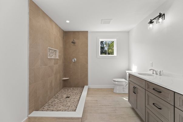 Bathroom, Interior, Recessed Lighting