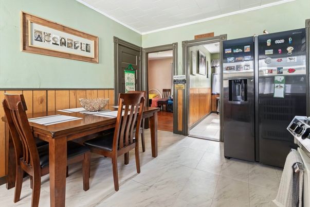 Dining room, Interior, Marble