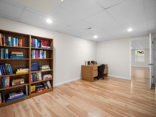 Home Office, Interior, Recessed Lighting, Wood Texture Flooring
