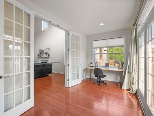Home Office, Interior, Recessed Lighting, Wood Texture Flooring