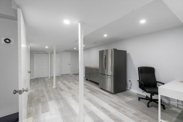 Home Office, Interior, Kitchen, Recessed Lighting, Wood Texture Flooring