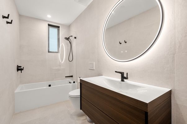Bathroom, Interior, Recessed Lighting