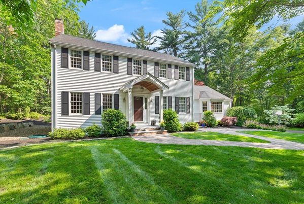 Backyard, Exterior, Facade, Georgian