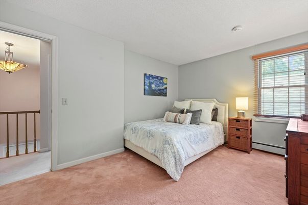 Bedroom, Interior, Pendant Lights