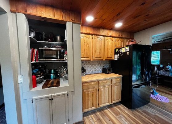 Interior, Kitchen, Recessed Lighting, Wooden Ceilings, Wood Texture Flooring
