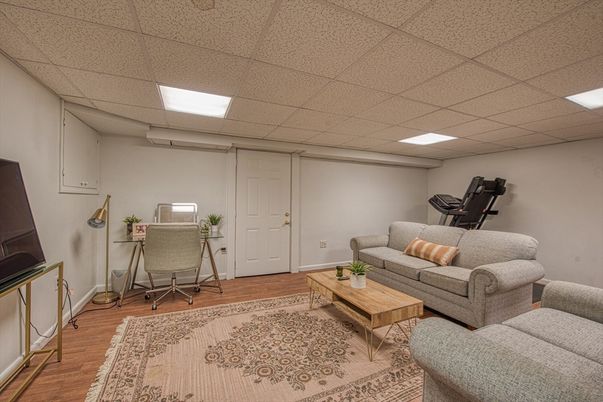 Fitness Equipment, Home Office, Interior, Living room, Wood Texture Flooring