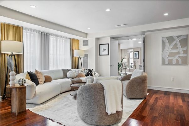 Interior, Living room, Recessed Lighting, Wood Texture Flooring