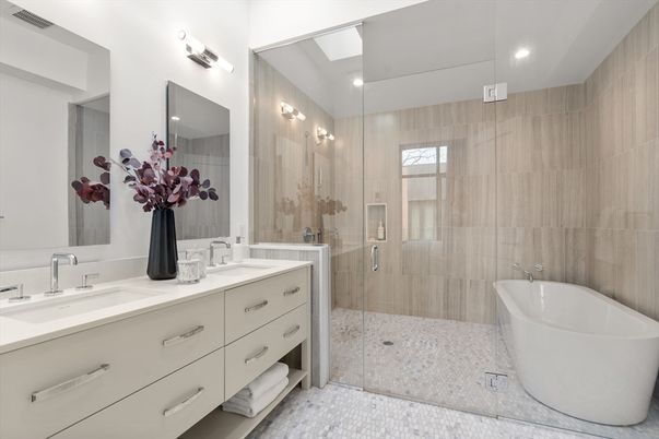 Bathroom, Dual Sink Vanities, Free Standing Baths, Glass Shower, Interior, Recessed Lighting