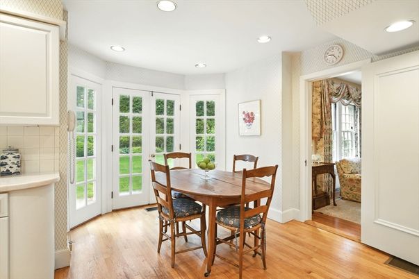 Dining room, Interior, Recessed Lighting, Wood Texture Flooring