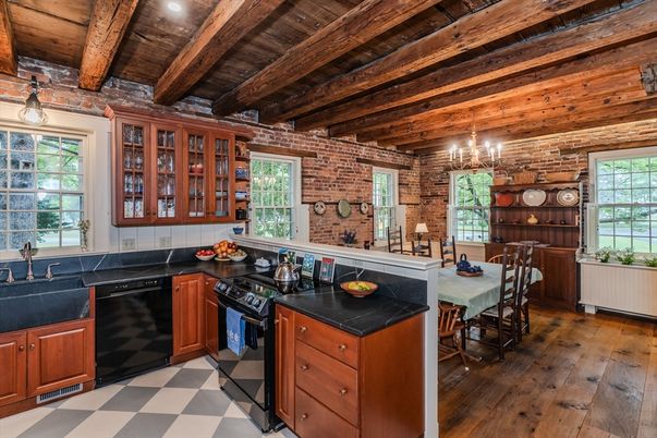 Chandelier, Dining room, Interior, Kitchen, Stone Walls, Wooden Beams, Wooden Ceilings, Wood Texture Flooring