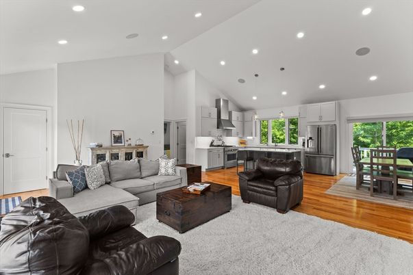 Dining room, Interior, Kitchen, Living room, Pendant Lights, Recessed Lighting, Wood Texture Flooring
