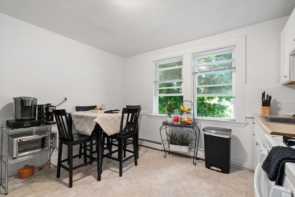 Dining room, Interior