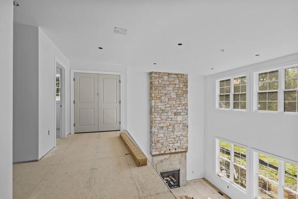 Fireplace, Interior, Recessed Lighting