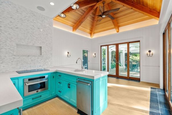 Interior, Kitchen, Recessed Lighting, Stainless Steel Appliances, Wooden Beams, Wooden Ceilings, Wood Texture Flooring