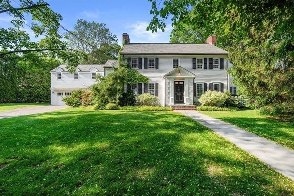 Attached, Backyard, Exterior, Facade, Georgian