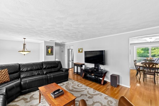 Dining room, Interior, Living room, Pendant Lights, Wood Texture Flooring