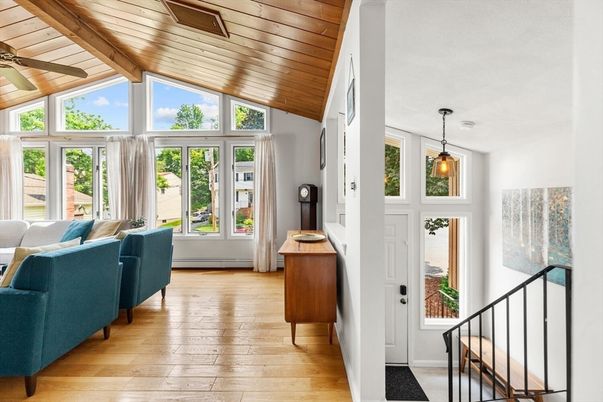 Interior, Pendant Lights, Sun Room, Wooden Ceilings, Wood Texture Flooring