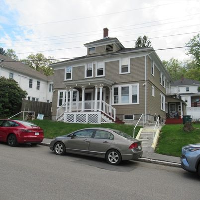 Exterior, Facade, American Foursquare