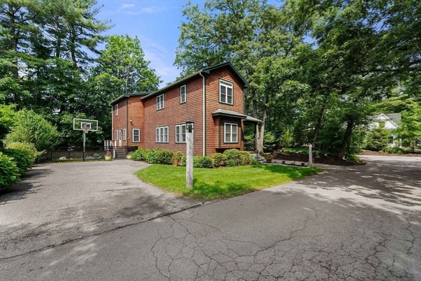 Exterior, Facade, Brick Facade, Log Home