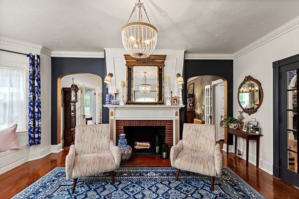 Chandelier, Fireplace, Interior, Pendant Lights, Wood Texture Flooring