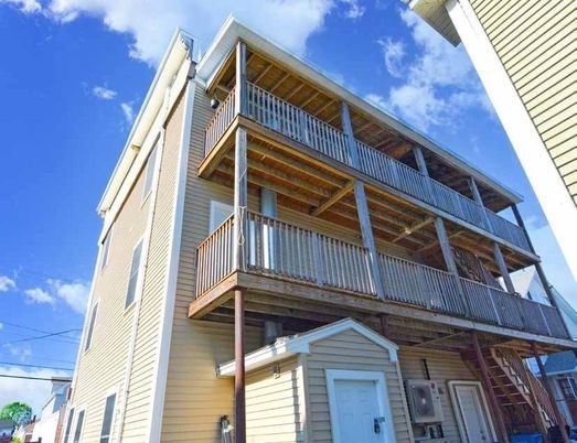 Exterior, Facade, None