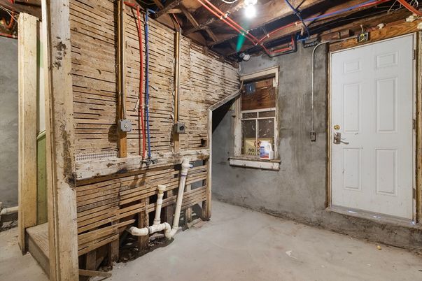 Interior, Wooden Walls