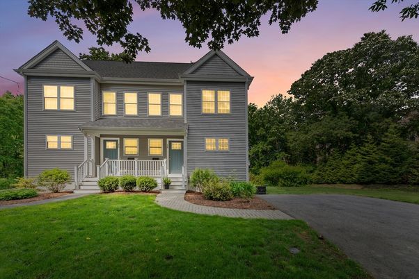 Backyard, Exterior, Facade, Farmhouse
