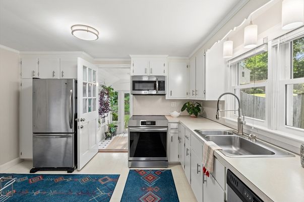 Interior, Kitchen, Stainless Steel Appliances