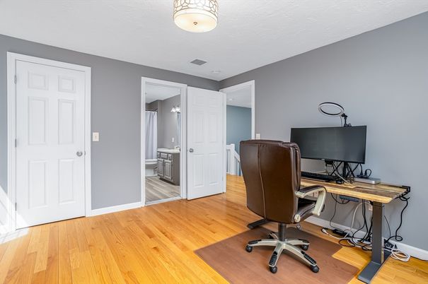 Bathroom, Home Office, Interior, Wood Texture Flooring