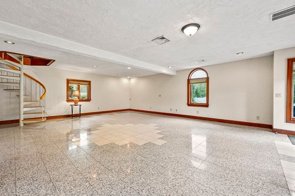 Empty room, Interior, Recessed Lighting