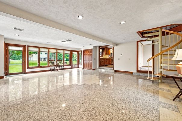 Empty room, Interior, Recessed Lighting