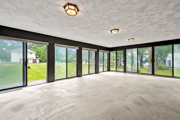 Empty room, Interior, Sun Room