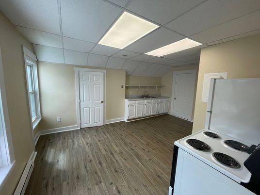 Interior, Kitchen, Recessed Lighting, Wood Texture Flooring