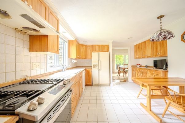 Dining room, Interior, Kitchen, Pendant Lights