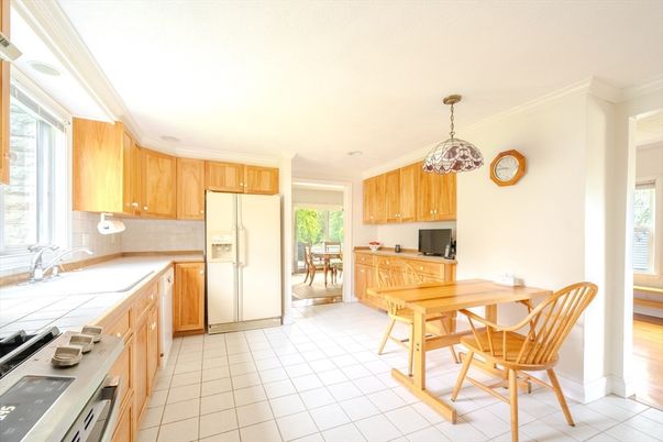 Dining room, Interior, Kitchen, Pendant Lights, Tile Countertops